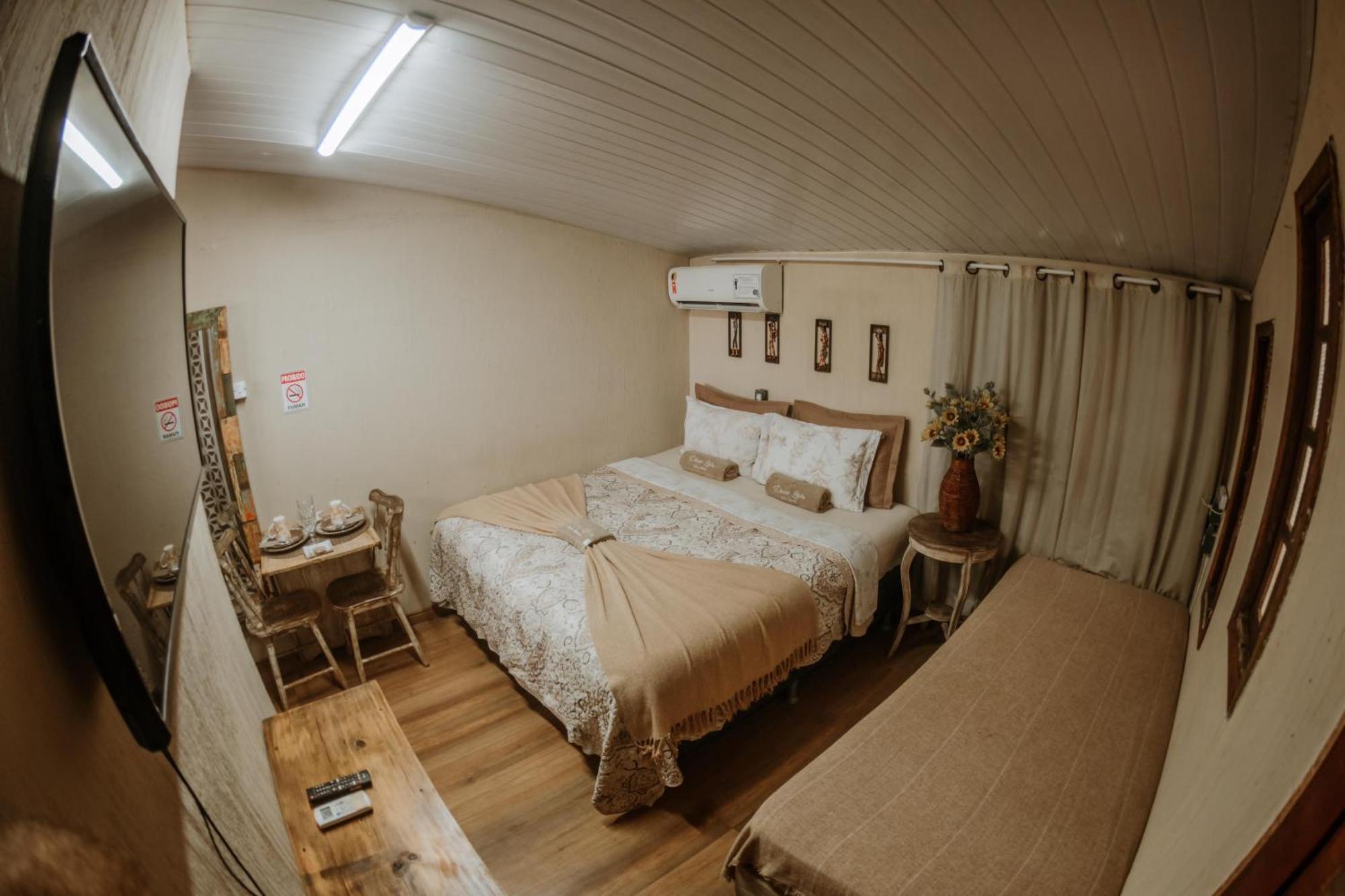 Doce Lar Noronha Hostel *